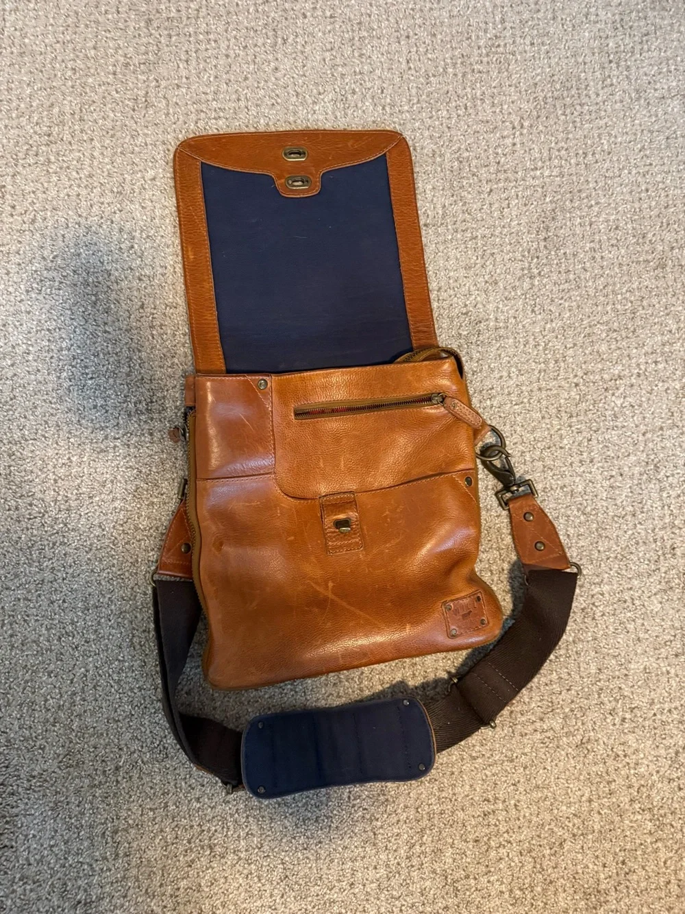Will Leather Goods Tan Brown Leather Messenger Bag with Dark Brown Strap